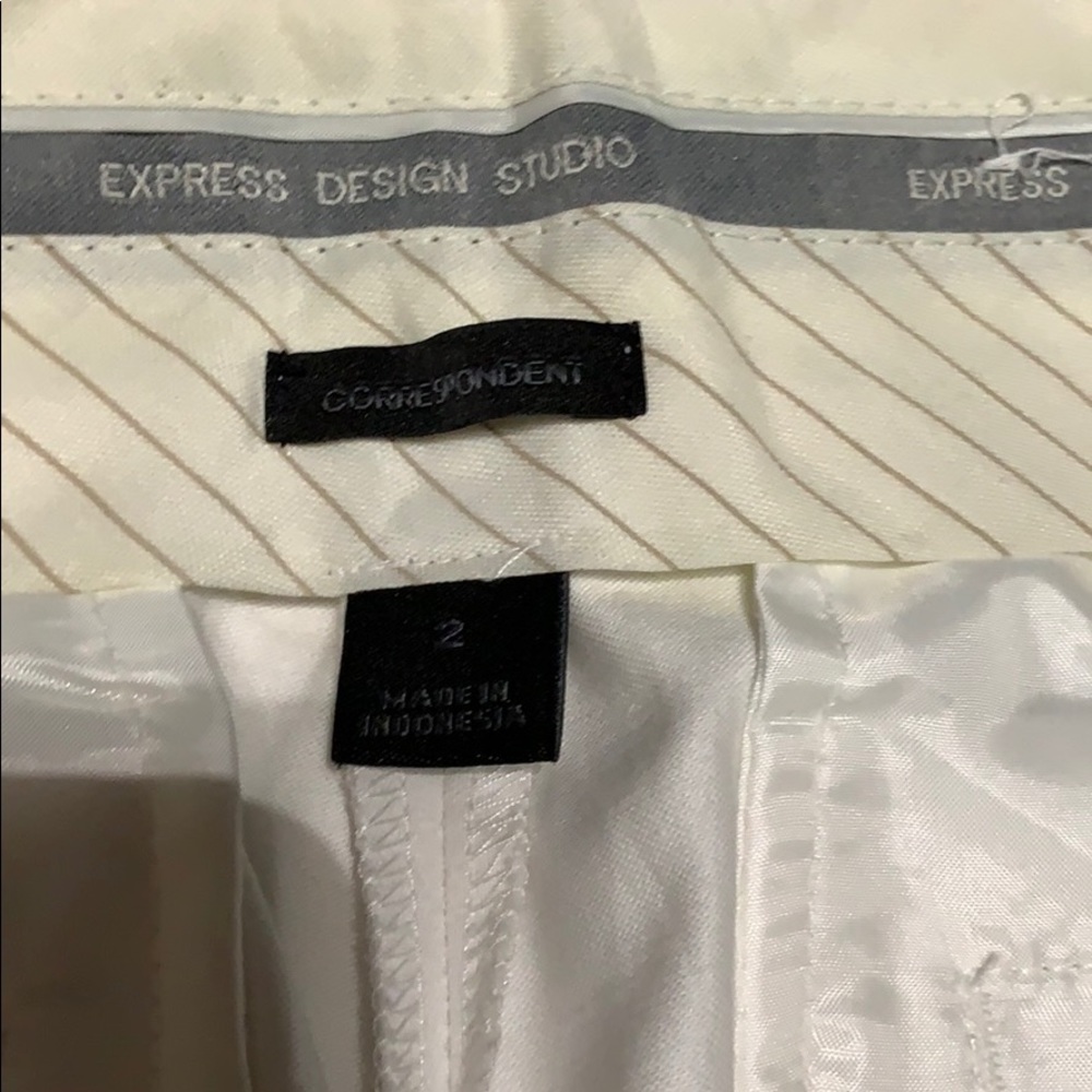 Express - Picture 5 of 6